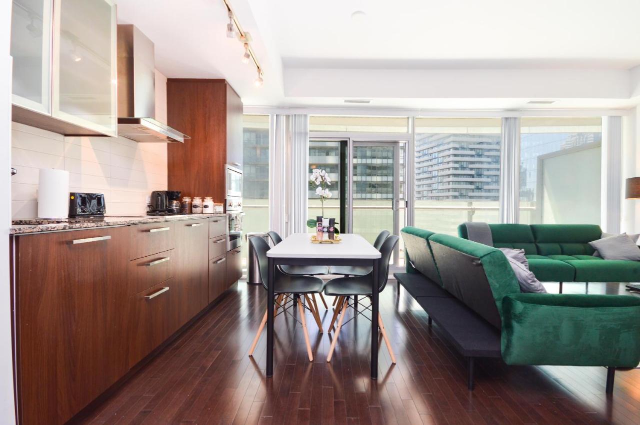 Downtown Toronto Condo Near Cn Tower, Mtcc, Rogers Center , Union Station Luaran gambar
