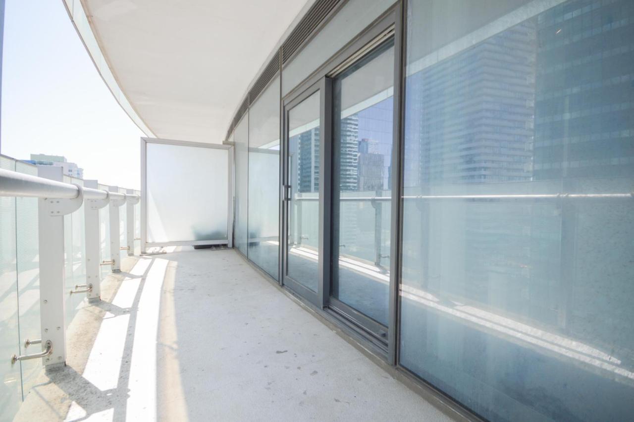 Downtown Toronto Condo Near Cn Tower, Mtcc, Rogers Center , Union Station Luaran gambar
