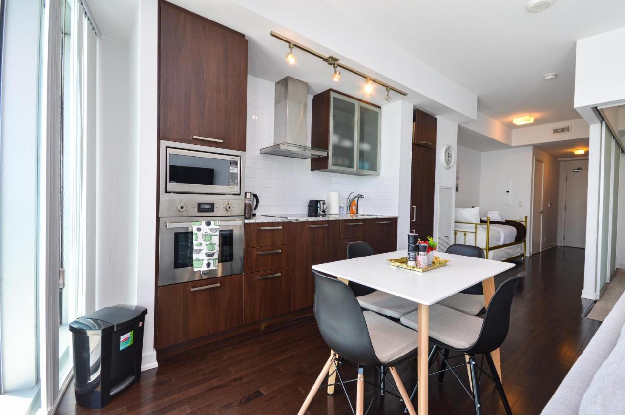 Downtown Toronto Condo Near Cn Tower, Mtcc, Rogers Center , Union Station Luaran gambar