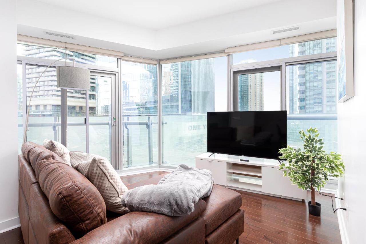 Downtown Toronto Condo Near Cn Tower, Mtcc, Rogers Center , Union Station Luaran gambar